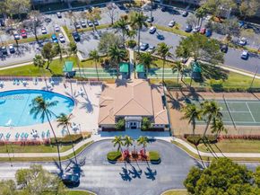 9539 Weldon Cir F214, Tamarac FL 33321