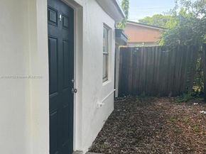 1613-1615 NW 45th St, Miami FL 33142