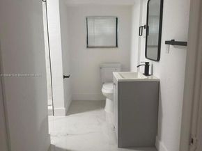 1613-1615 NW 45th St, Miami FL 33142