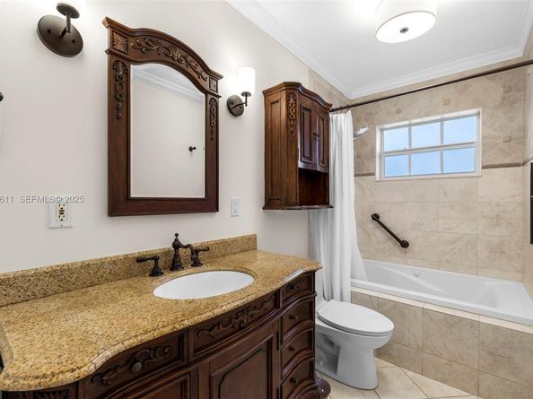 911 Andres Ave, Coral Gables FL 33134