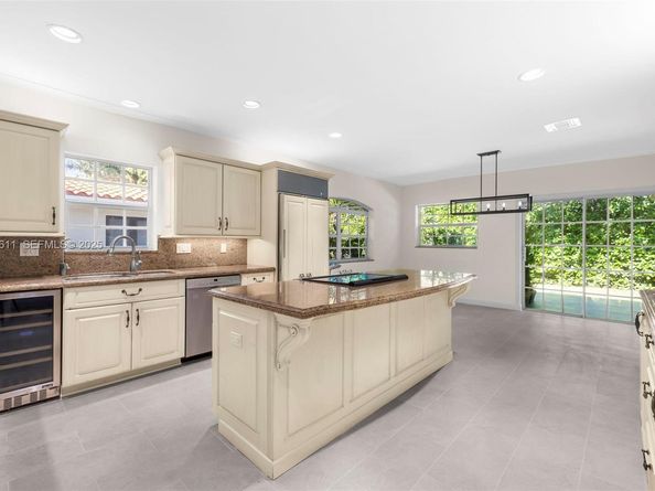 911 Andres Ave, Coral Gables FL 33134