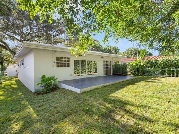 911 Andres Ave, Coral Gables FL 33134