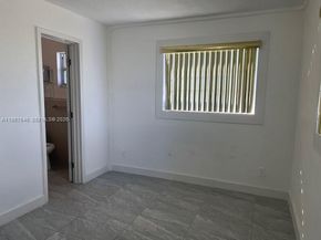 1220 SW 5th St 21, Miami FL 33135