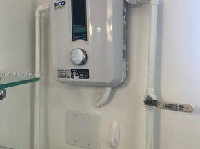 1220 SW 5th St 21, Miami FL 33135