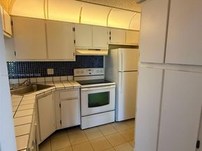 1009 Green Pine Blvd H3, West Palm Beach FL 33409