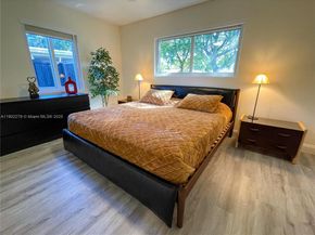 5733 Madison St, Hollywood FL 33023