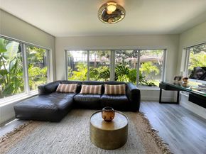 5733 Madison St, Hollywood FL 33023