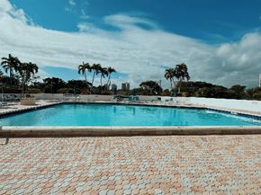 20355 NE 34th Ct 1828, Aventura FL 33180