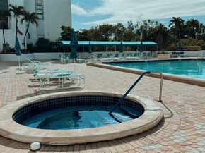20355 NE 34th Ct 1828, Aventura FL 33180