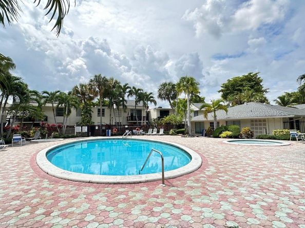 8301 SW 142nd Ave A204, Miami FL 33183