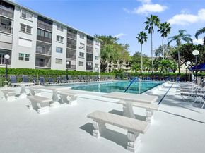 2228 N Cypress Bend Dr 103, Pompano Beach FL 33069