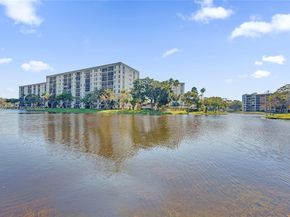 2228 N Cypress Bend Dr 103, Pompano Beach FL 33069