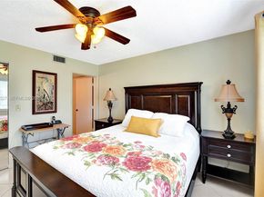 2228 N Cypress Bend Dr 103, Pompano Beach FL 33069