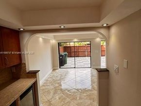 6724 SW 114th Pl F, Miami FL 33173