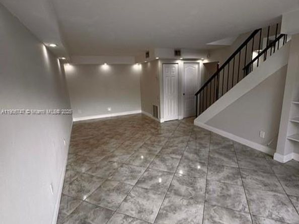 6724 SW 114th Pl F, Miami FL 33173