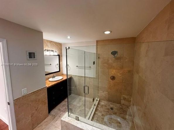 6724 SW 114th Pl F, Miami FL 33173