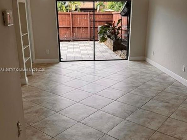6724 SW 114th Pl F, Miami FL 33173