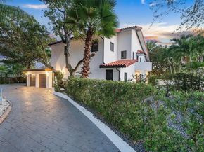 210 NE 107 st, Miami Shores FL 33161