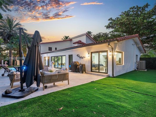 210 NE 107 st, Miami Shores FL 33161