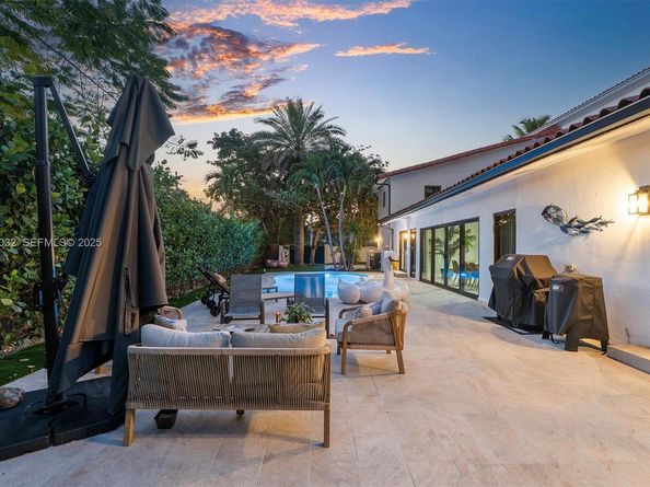 210 NE 107 st, Miami Shores FL 33161