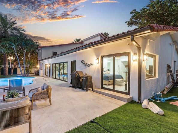 210 NE 107 st, Miami Shores FL 33161