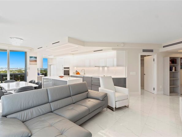 4779 Collins Ave 1205, Miami Beach FL 33140