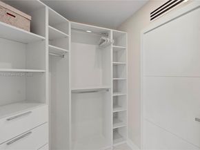 4779 Collins Ave 1205, Miami Beach FL 33140