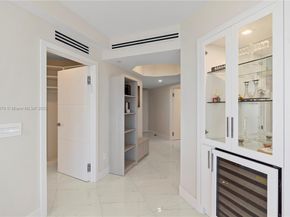 4779 Collins Ave 1205, Miami Beach FL 33140