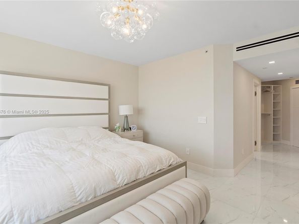 4779 Collins Ave 1205, Miami Beach FL 33140