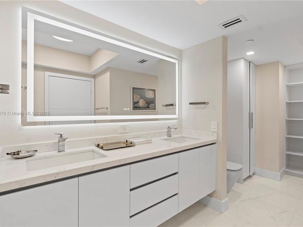 4779 Collins Ave 1205, Miami Beach FL 33140