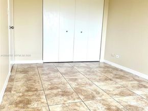 6601 SW 116th Ct 403, Miami FL 33173