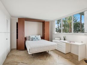 411 S Hollybrook Dr 204, Pembroke Pines FL 33025