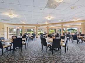 411 S Hollybrook Dr 204, Pembroke Pines FL 33025