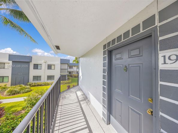 15011 Ashland Cir 19, Delray Beach FL 33484