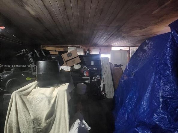 831 NW 140th St, Miami FL 33168