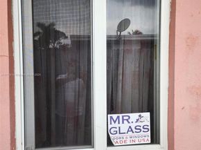 831 NW 140th St, Miami FL 33168