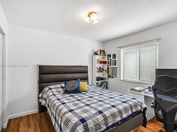 1509 Sunset Way, Weston FL 33327