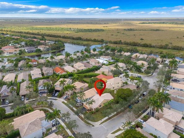 1509 Sunset Way, Weston FL 33327