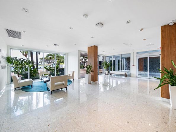 9100 W Bay Harbor Dr 5A, Bay Harbor Islands FL 33154