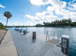 9100 W Bay Harbor Dr 5A, Bay Harbor Islands FL 33154