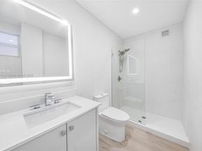 9100 W Bay Harbor Dr 5A, Bay Harbor Islands FL 33154