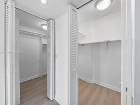 9100 W Bay Harbor Dr 5A, Bay Harbor Islands FL 33154