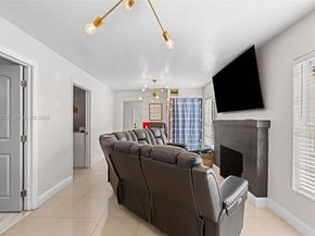 3151 NW 59th St, Miami FL 33142