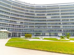 900 Bay Dr 513, Miami Beach FL 33141