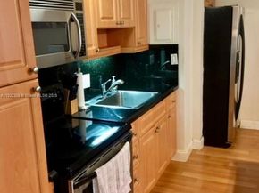 900 Bay Dr 513, Miami Beach FL 33141