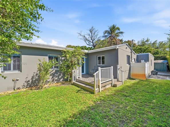 2190 SW 20th St, Miami FL 33145