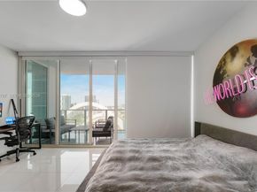 1040 Biscayne Blvd 1905, Miami FL 33132
