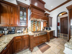 7538 SW 64th St, Miami FL 33143