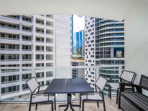 218 SE 14th St 1406, Miami FL 33131