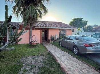 910 SW 104th Ave